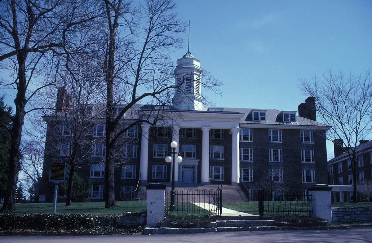 Mercersburg Academy · 默瑟斯堡学院 — Grandlink School Transfer
