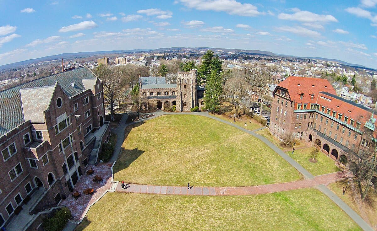 The Hill School · 希尔中学 — Grandlink School Transfer