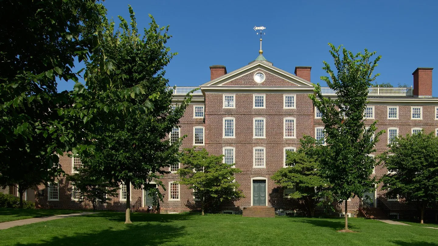 Grandlink private car service serving Brown University