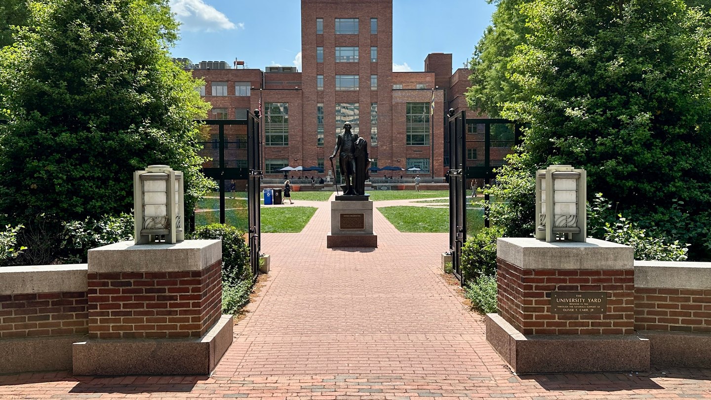 Campus: The George Washington University Airport Transfer | Direct from JFK, LGA & EWR