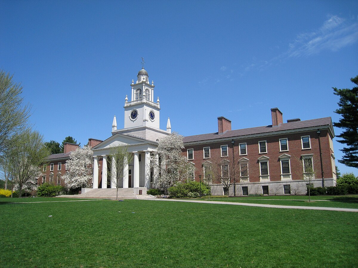 Campus: Phillips Academy Andover Airport Transfer | Direct from JFK, LGA & EWR
